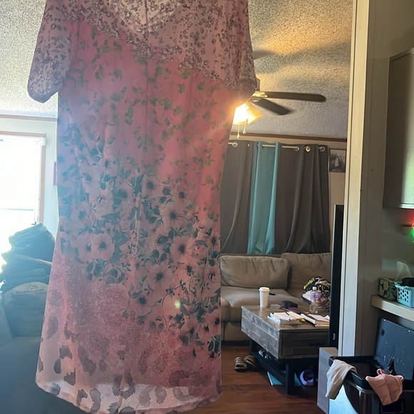 Bought off of Amazon and was too large never worn - Picture 2 of 2